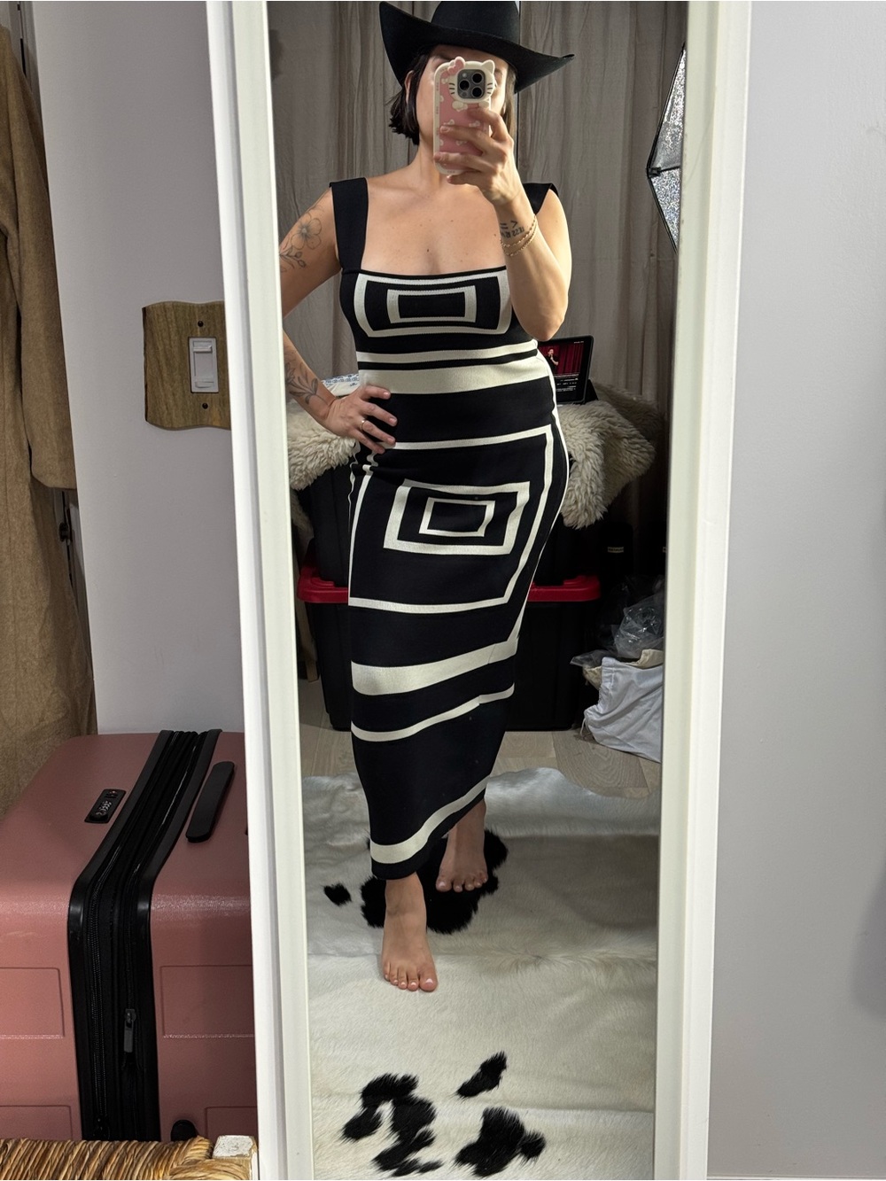 MIKA & GALA Black and White maxi dress size M